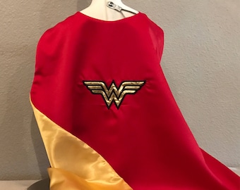 Wonder Woman Metallic Applique Superhero Cape