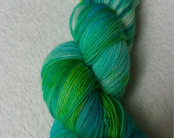 Merino Wool high twist hand dyed lime turquoise blue Barbados