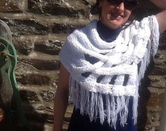 poncho shawl wrap shoulders made knitting