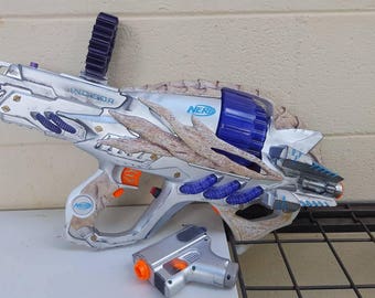 Alien Escape Set. A Nerf Alien Menace set turned up to 11!