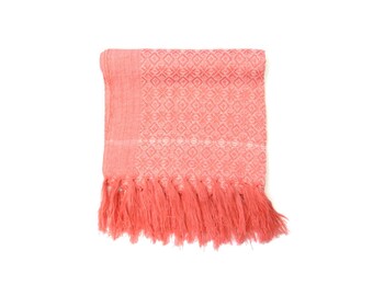 pink and beige mexican rebozo | rebozos de artesania mexicana | shawl, scarf, baby wrap, carrier | mexikaner schal | mexique écharpe |
