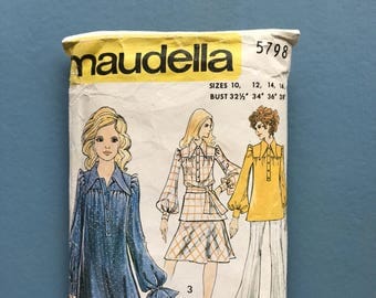 Maudella 5798 Retro Vintage 1970's Dress, Tunic, Smock, Flares, Bell-Bottoms, Turn-Ups, Flared Skirt, Sewing Pattern Size 10-16