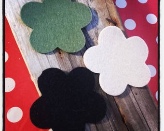 set of 3 flowers in khaki/beige and black felt