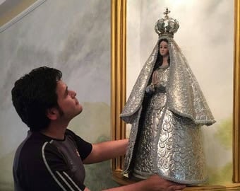 Our Lady of the Valley and saints in porcelain, aluminum and embossed tin