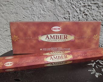 Box of 20 sticks of incense for scenting your home amber