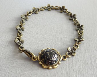 Bracelet fancy sophisticated black and gold vintage style