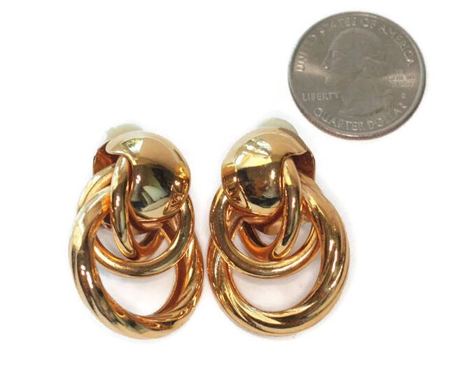 Gold Tone Chunky Earrings Dimensional Intertwined Circles Clip On Vintage