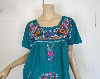 Embroidered Mexican Dress in Teal Blue- 1980s / 80s Cotton- Large / XL- Festival Hippie Boho Peasant Dress