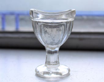 Vintage Glass Eye Cup Eye Wash Cup