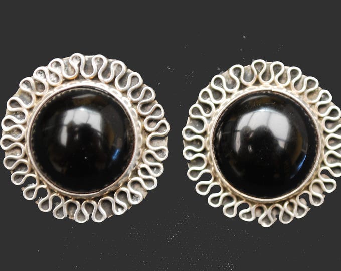 Sterling Silver round Earrings - Round Silver Domed black onyx - twisted wire trim - clip on earrings -Signed Mexico