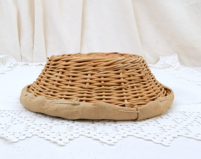 1 Antique French Boulangerie Wicker Bread Rising Basket / Bread Proofing Basket with Grain Sack Lining, Dough Rising Bowl, French Decor 1 Antique French Boulangerie Wicker Bread Rising Basket / Bread Proofing Basket with Grain Sack Lining, Dough Rising Bowl, French Decor