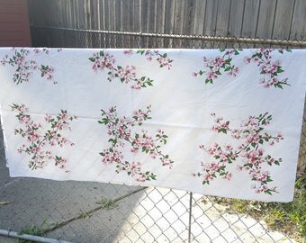 Beautiful Vintage Wilendur Tablecloth Apple Blossoms