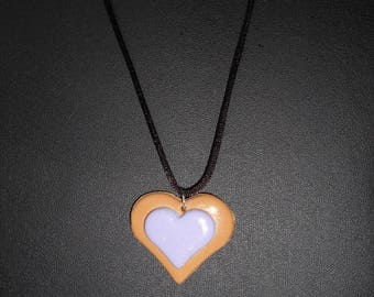 Gourmet cold porcelain sand and purple heart pendant