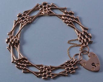 9ct Rose Gold Victorian Gate Bracelet With A Heart Padlock (3060)