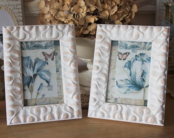 Romantic distressed frame - "sentimental" - rustic and shabby