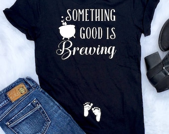 Pregnancy Halloween shirt, Pregnant Halloween Halloween Maternity Shirt, Pregnancy Announcement Shirt, Mommy's Little Pumpkin, maternity tee