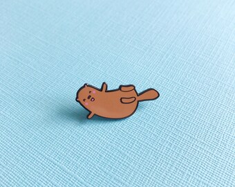 Otter Enamel Lapel Pin | cute enamel pin hat badge