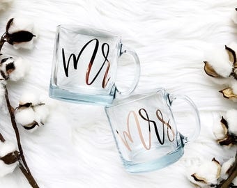 Mr & Mrs Coffee Mug | Custom Coffee Mug | Wedding Gift | Newlyweds Gift | Engagement Gift | Couples Gift | Bridal Shower Gift |Gift