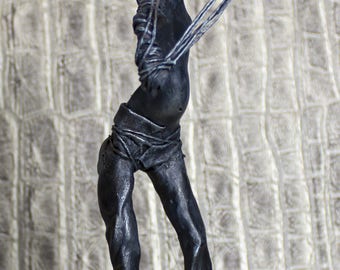 The program MAURTIA - Mixed media Sculpture