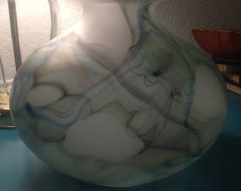 Absolutely gorgeous Tarnowiec green swirl vase