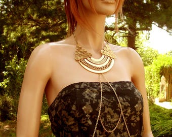Oriental style Nefertiti body jewelry