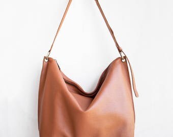 Meili Leather Crossbody Bag / Crossbody Bag / Leather Crossbody Bag / Leather Messenger Bag / Leather Slouch Bag / Slouch Bag/ Hobo Bag