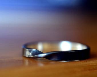 Black Mobius Ring, Narrow Oxidized Silver Wedding Band, Unisex Mathematical & Science Jewelry