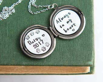 Dog Remembrance Necklace, Dog Memorial Necklace, Dog Name Memorial necklace, Personalized Dog Remembrance, Loss Sympathy Locket Necklace
