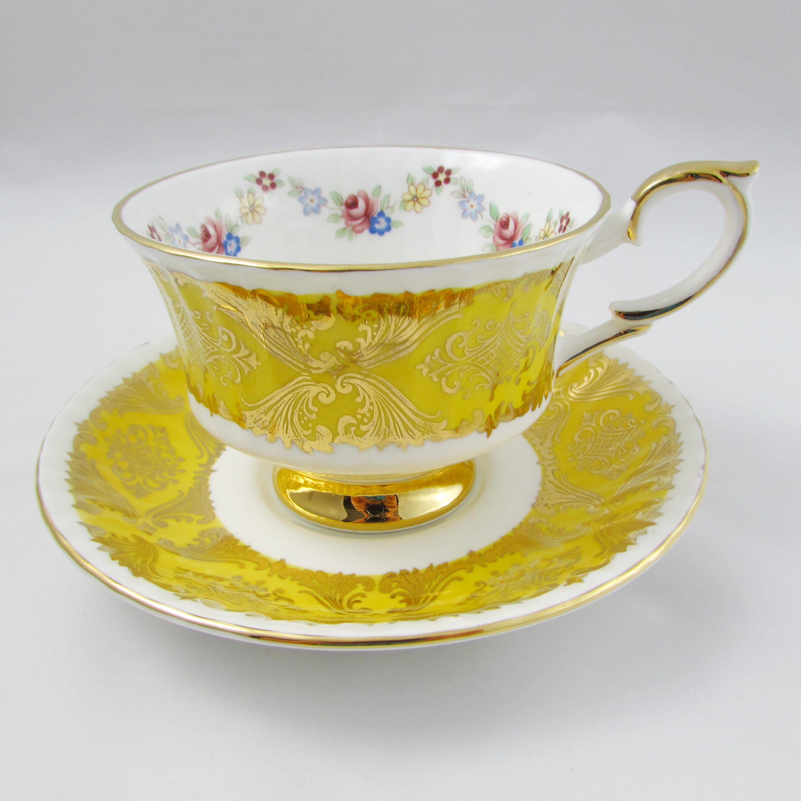 Paragon Yellow Tea Cup and Saucer Pembroke B