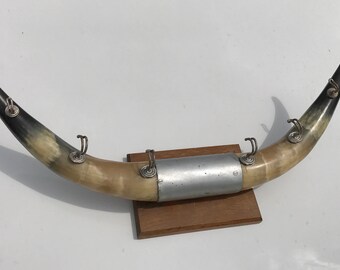 Unusual Vintage Antique Cow Bull Horns Coat Rack