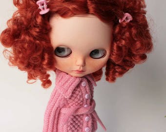 Blythe sweater, Pink blythe sweater, Blythe outfit, Blythe doll knitting, Blythe fashion, Wool outfit, blythe doll outfit, Blythe cardigan