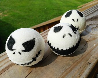 Halloween Bath Bomb - Dragons Blood- Patchouli and Vanilla- Halloween Bath Bombs- Bath Bomb- Tim Burton- Jack O skeleton- Skeleton- Sale