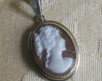 Small Sterling Cameo pendant // small sterling silver, finely carved shell pendant