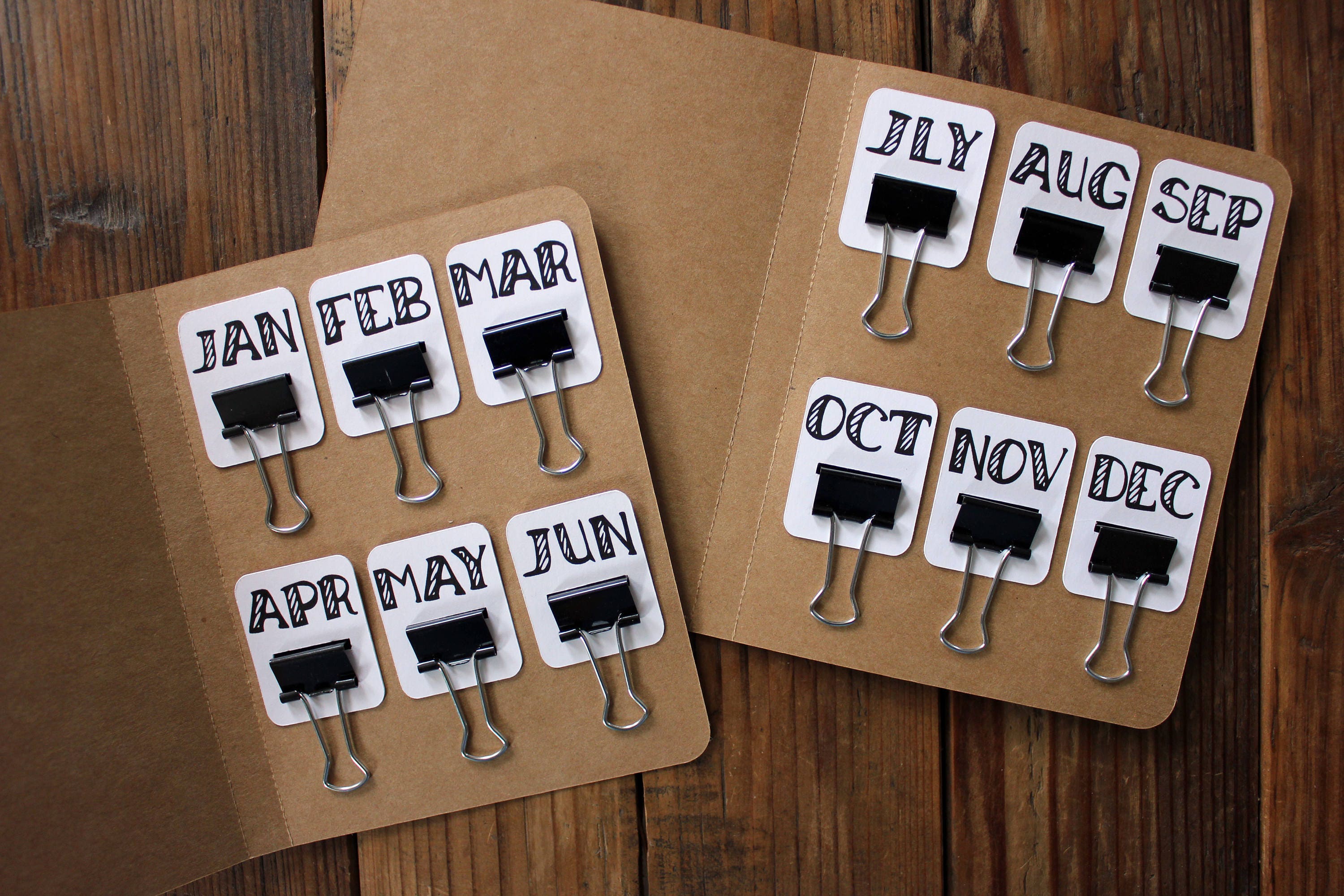 Binder Clip Tabs 12 Months JanDec Small 3/4 black