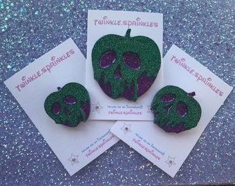 Snow White Disney inspired poison apple necklace / brooch