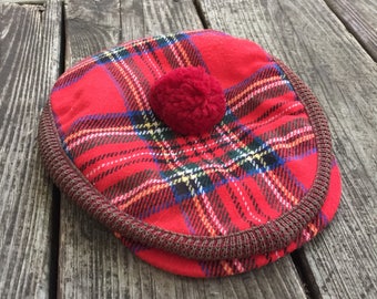 Red Plaid Scottish Tam by Autofit