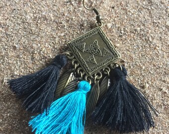 Earrings turquoise and black tassels