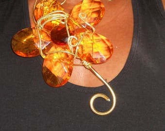Necklace "Emilienne" with a big flower color orange.