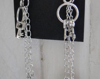 Pair of handcuff earrings and silver Keyring