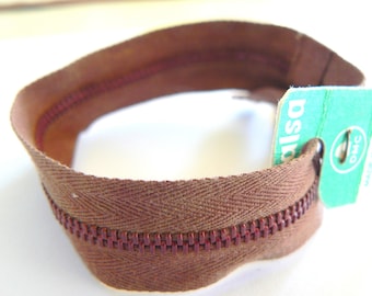 Dmc Metalsa No. 2428 50-70's Brown 20 cm zip