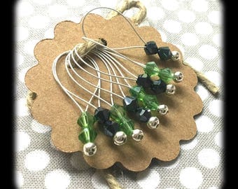 Snag Free Stitch Markers -Large Set of 8 - Green and Black Crystal - N32 - Fits up to Size US 17 (12.75mm) Knitting Needles