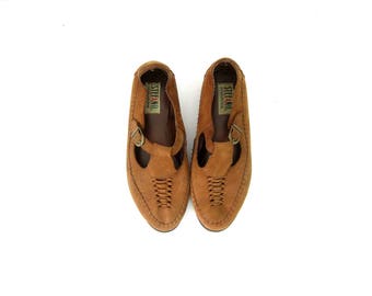 Leather Moccasins Tstrap Sandals Brown Summer Flats Vintage Spring 1990s Huaraches Hipster Preppy Boho shoes Womens size 8 8.5