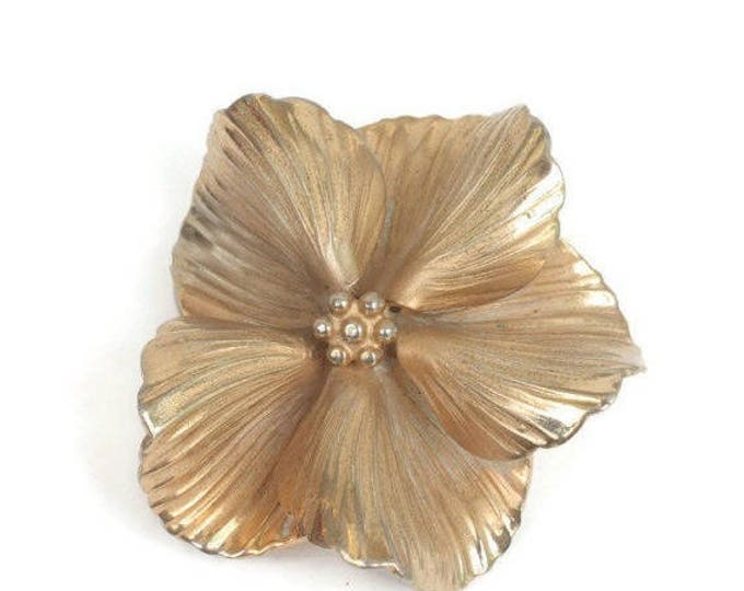 CIJ Sale Ruffled Petal Floral Brooch Gold Tone Signed Giovanni Vintage