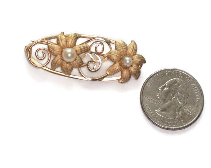 Cultured Pearl Oval Pin Brooch Flowers Gold Tone Vintage