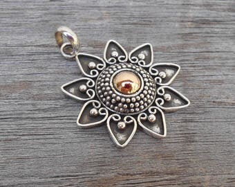 Silver sterling Nine pointed Star Pendant with gold dot / Silver 925 / 1.25 inches diameter