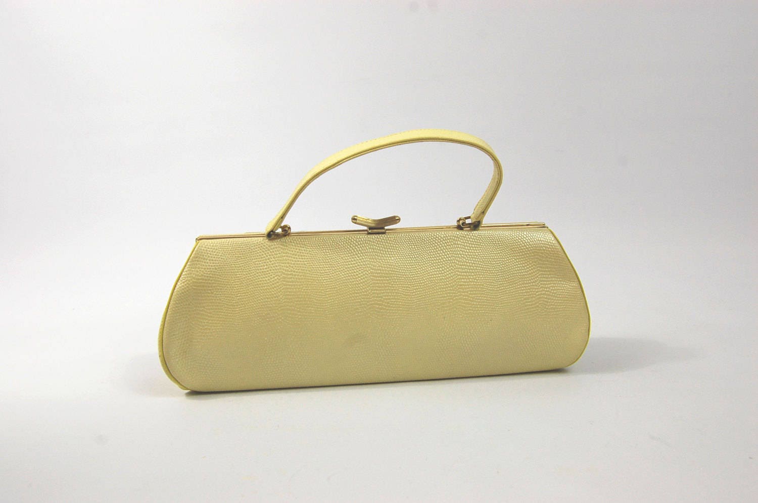 1960s Light Yellow Handbag // Pearly Yellow metallic Butter