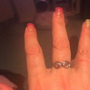 Buyer photo Beatriz Duerr, who reviewed this item with the Etsy app for iPhone.
