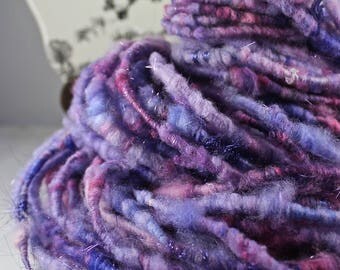 Handspun Art Yarn Corespun Fleecespun Uncarded Targhee 'Hydrangeas '