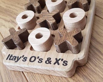 Reserved for Marjoleinvermeersch - Personalised Noughts & Crosses / Tic Tac Toe board in Solid oak