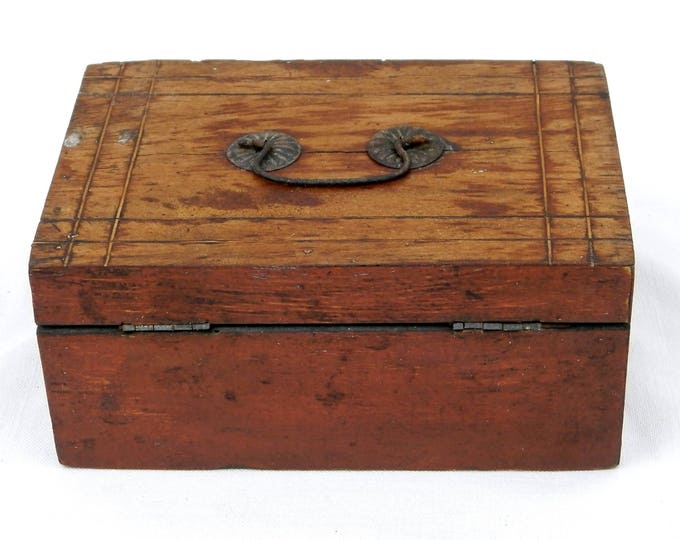 Antique French Oak Box with Metal Handle on the lid, French Country Decor Money Bank, Jewellery / Jewelry / Trinket Box Made of Wood Antique French Oak Box with Metal Handle on the lid, French Country Decor Money Bank, Jewellery / Jewelry / Trinket Box Made of Wood